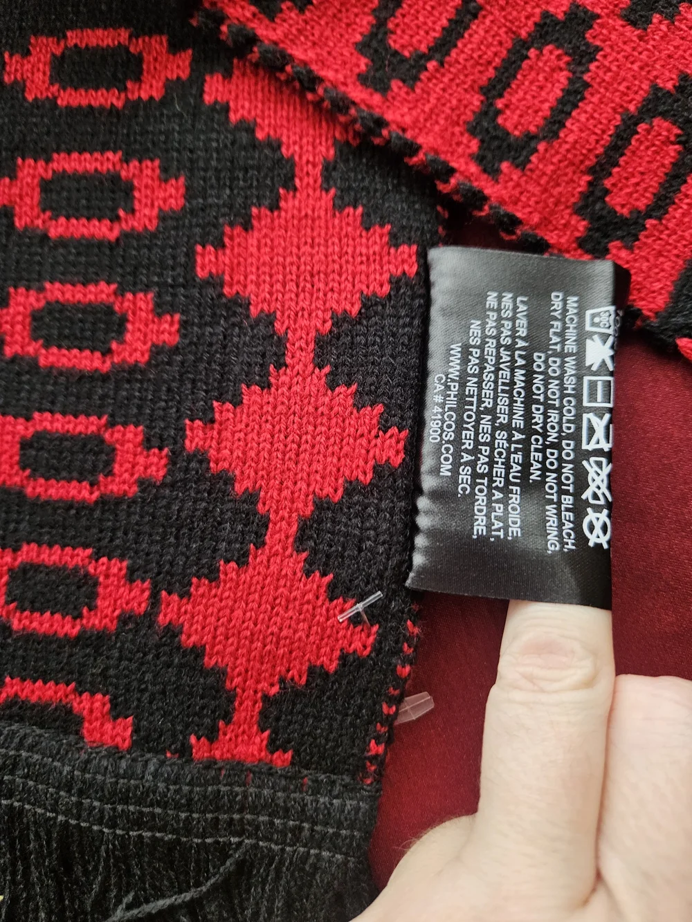 Bravado knit scarf